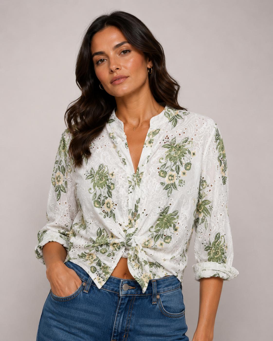 Camicia in sangallo