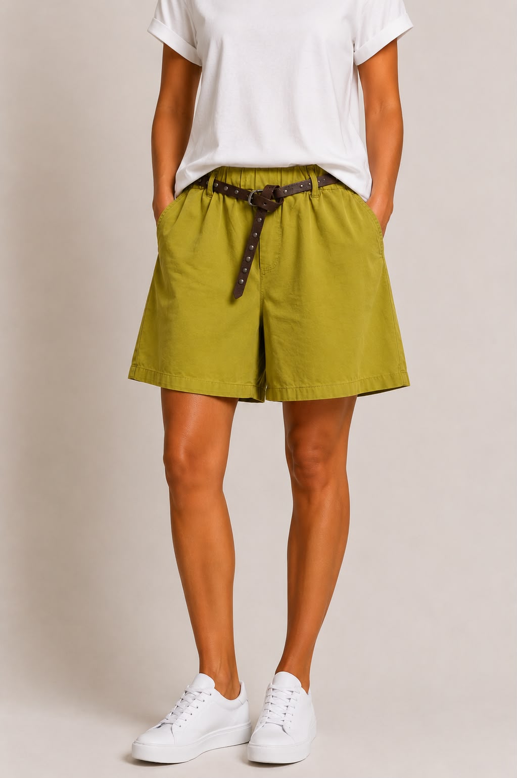 Short gamba ampia