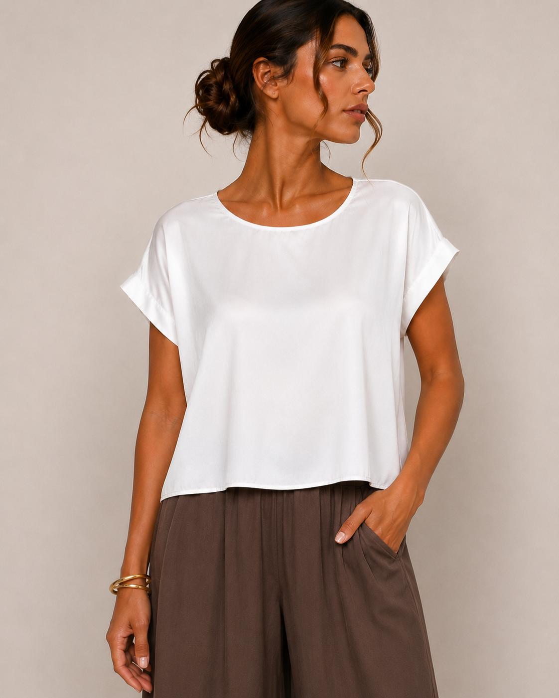 Blusa corta fluida
