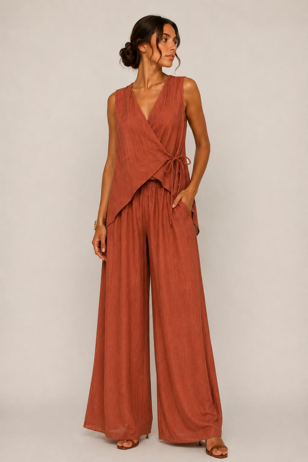 Completo blusa e pantaloni