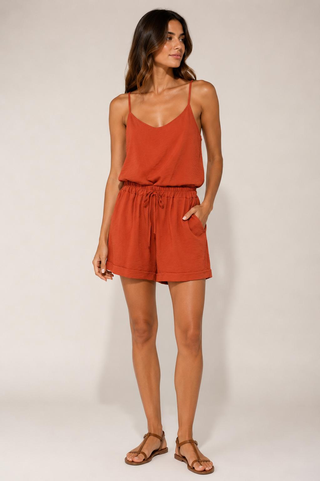 Completo top e shorts