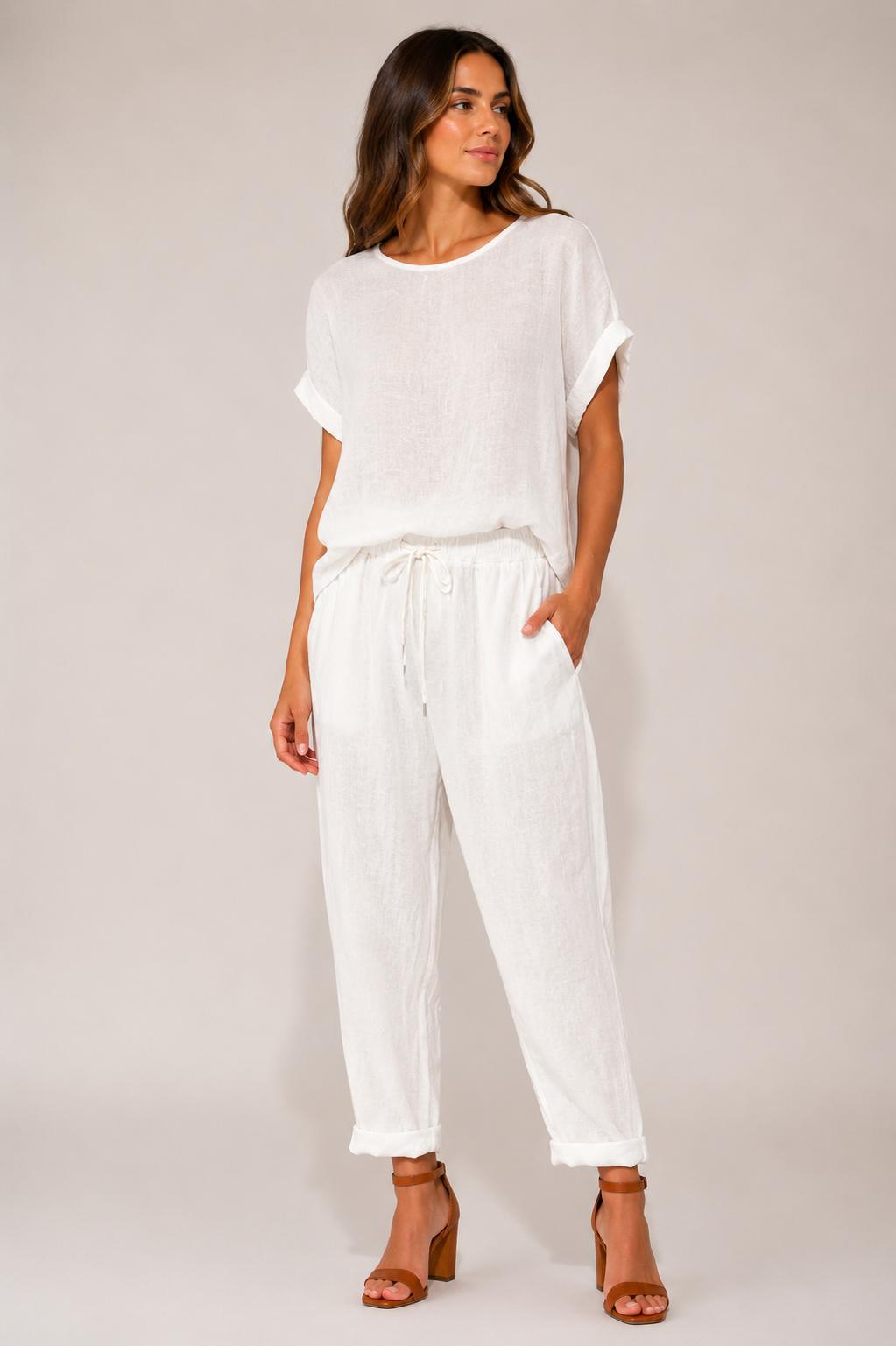 Completo blusa e pantaloni