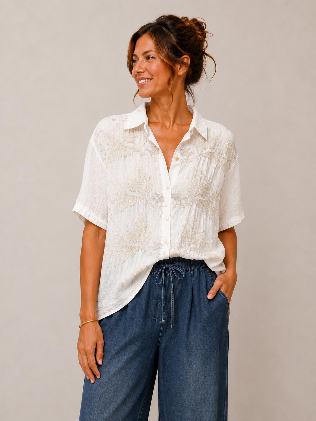 Camicia over con ricami