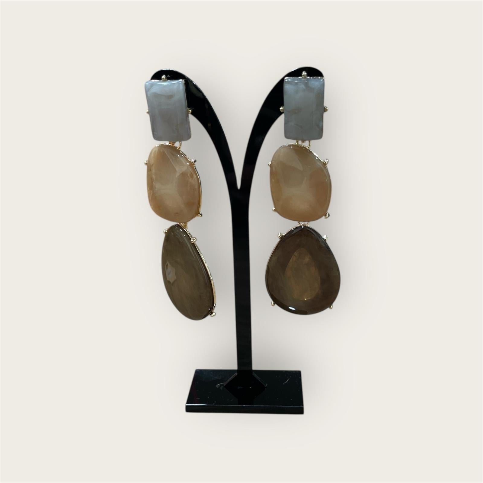 Orecchini con pietre